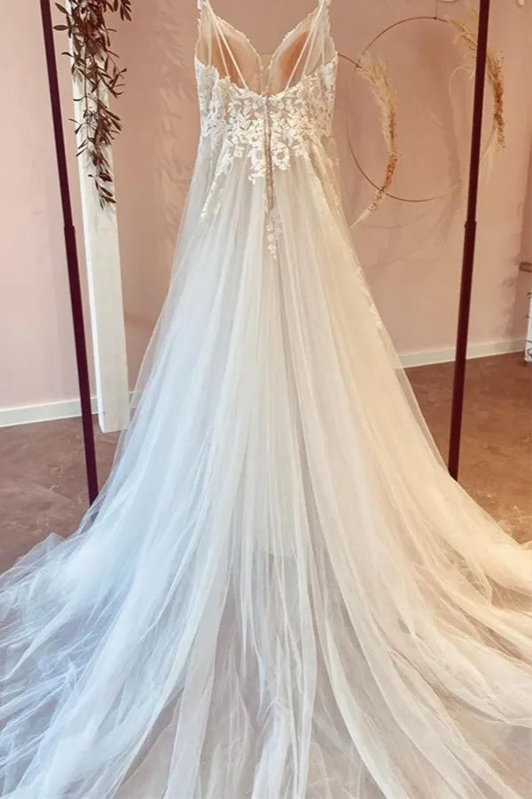 Vintage Lace Sweetheart Appliques A Line Wedding Dress With Ruffles Tulle