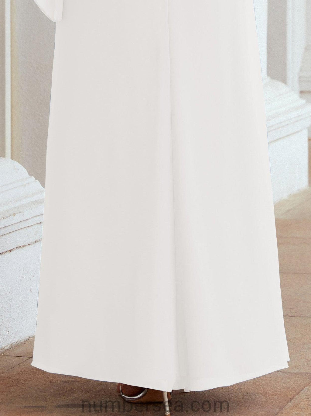 Robe de soirée formelle longue pour mère de la mariée avec cape à volants 28026
