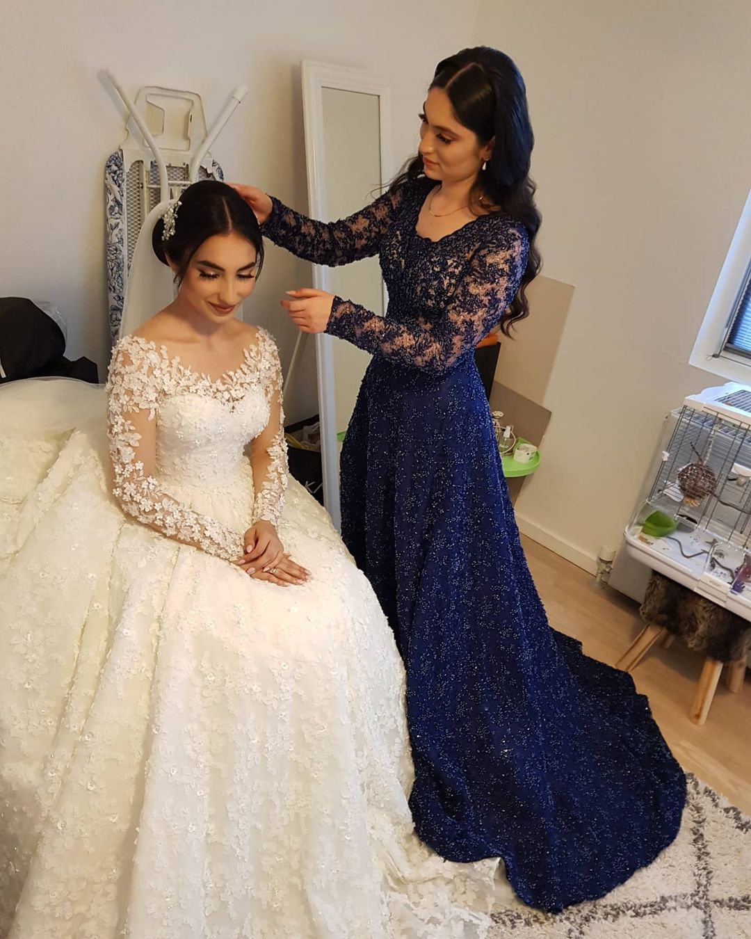 Glamorous Long Sleeve Lace Princess Wedding Dress For Brides