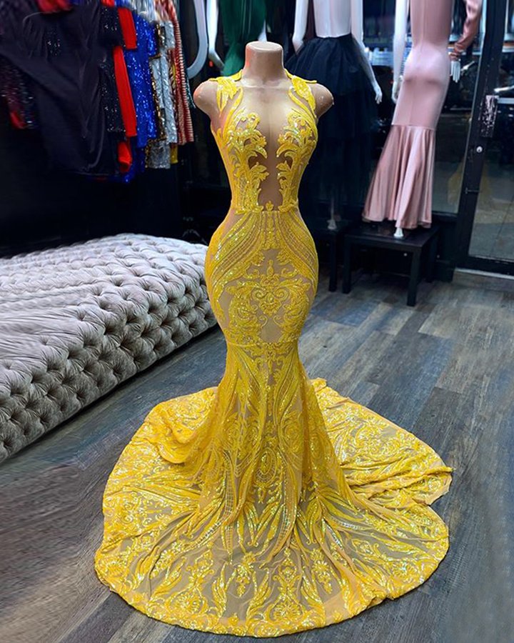 Vestido de Festa Amarelo Longo com Decote em V, Sem Mangas, com Lantejoulas, Renda e Corte Sereia