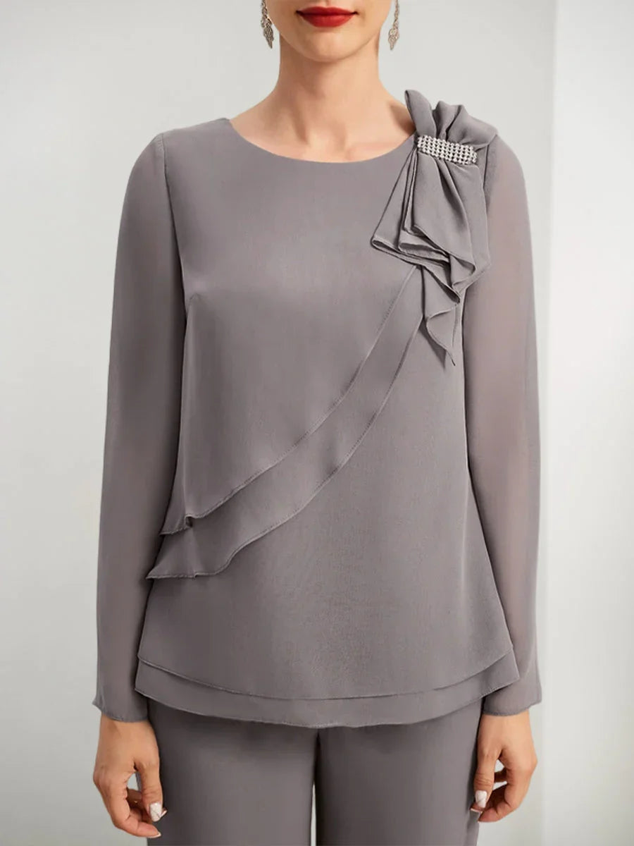 بدلات بنطلون من الشيفون لأم العروس مع تطريز وكرانيش