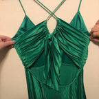 Robe de soirée verte longue plissée à nouer dans le dos Y4000