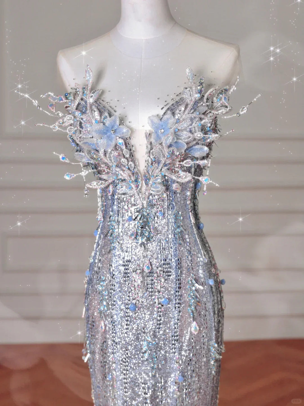 Abito da sera lungo da sirena con perline 3D e paillettes argento di lusso, abito lungo da ballo con fiocco Y8640