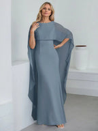 Vestido de madrina de novia de gasa largo hasta el suelo con corte recto y volantes en cascada