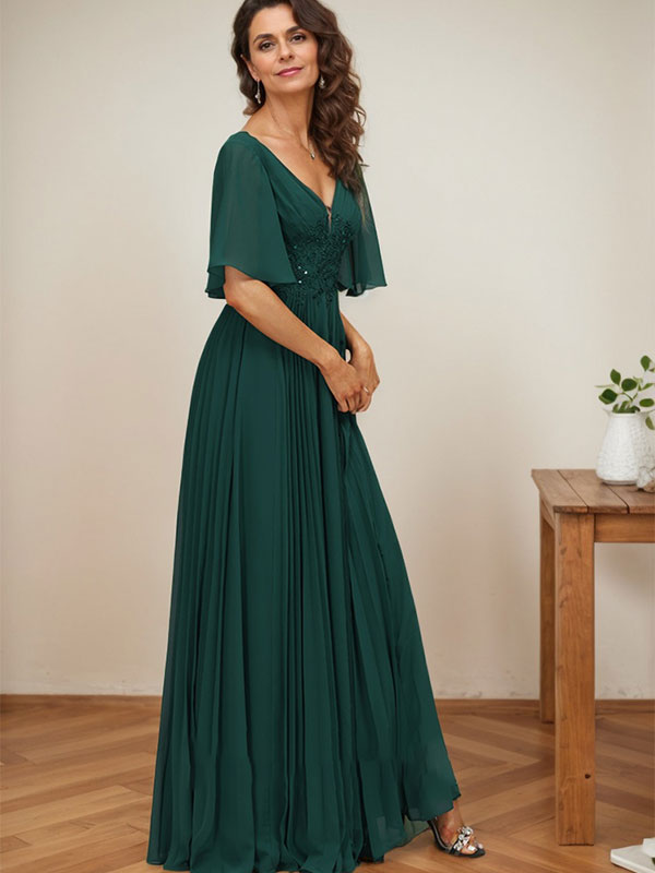 Robe de mère de la mariée en mousseline longueur au sol, coupe en A, col en V, ornée d'appliques en dentelle plissée et de paillettes