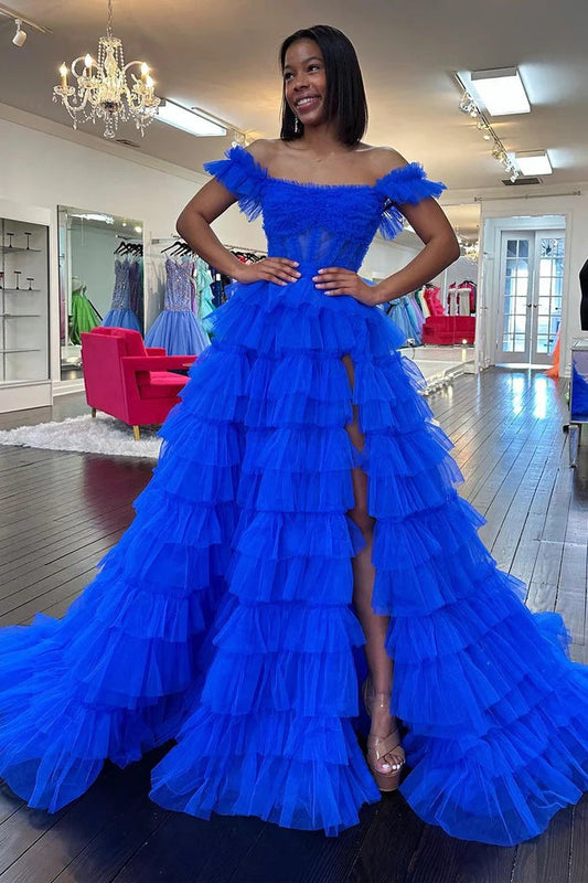 Vestidos de fiesta largos de tul con volantes y hombros descubiertos con abertura