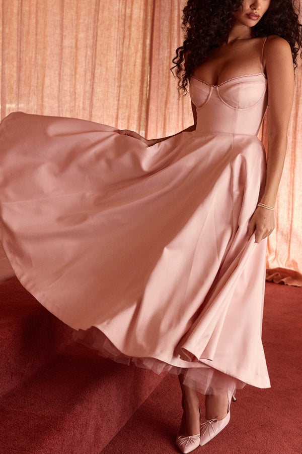 Robe maxi tutu sans manches à col en V avec bretelles