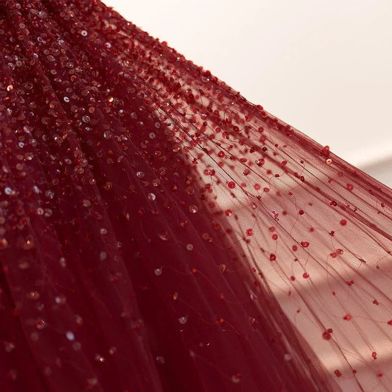 Abito formale da sera bordeaux gotico con spalline sottili, paillettes e perline, abito da ballo in tulle Y7586