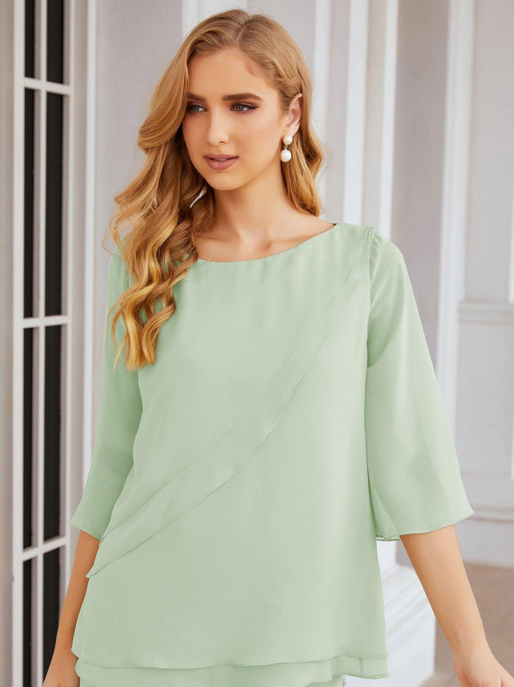 Robe de mariée élégante pour la mère de la mariée en deux pièces, tailleur pantalon grande taille à volants superposés, peignoir argenté 28064