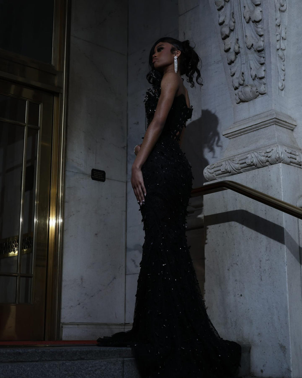 Luxury Sequin Mermaid Prom Dress Illusion Corset Bodice 3D Beaded Lace Shoulder
