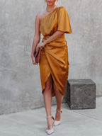 Robe de soirée à manche unique asymétrique