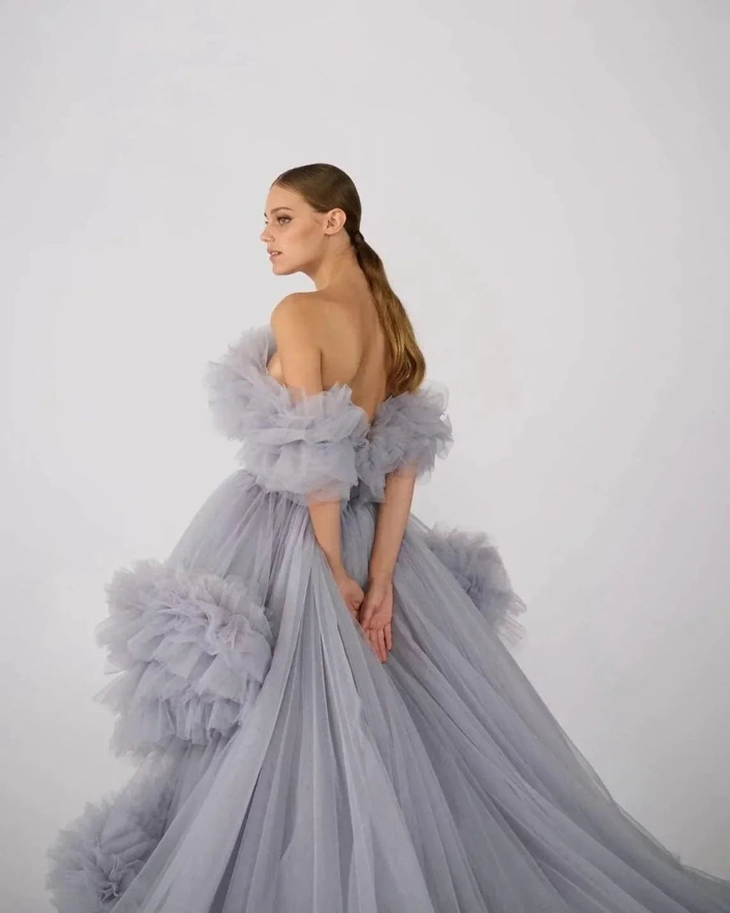 Robe de Tule Ruffles para Sessão Fotográfica de Gravidez Robe Transparente de Ombros Descobertos para Gravidez Vestido de Baile para Chá de Bebé