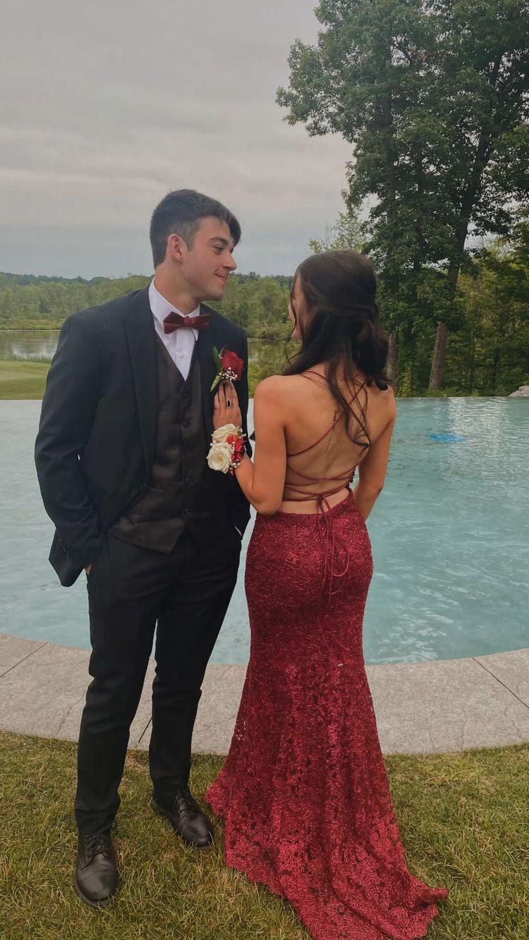 Vestido de Baile Sereia com Renda, Costas Cruzadas, Vestido de Noite Encantador Y142