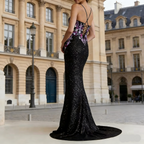 Abito da sera sirena nero con paillettes e applicazione floreale viola | Abito da ballo con spalline sottili
