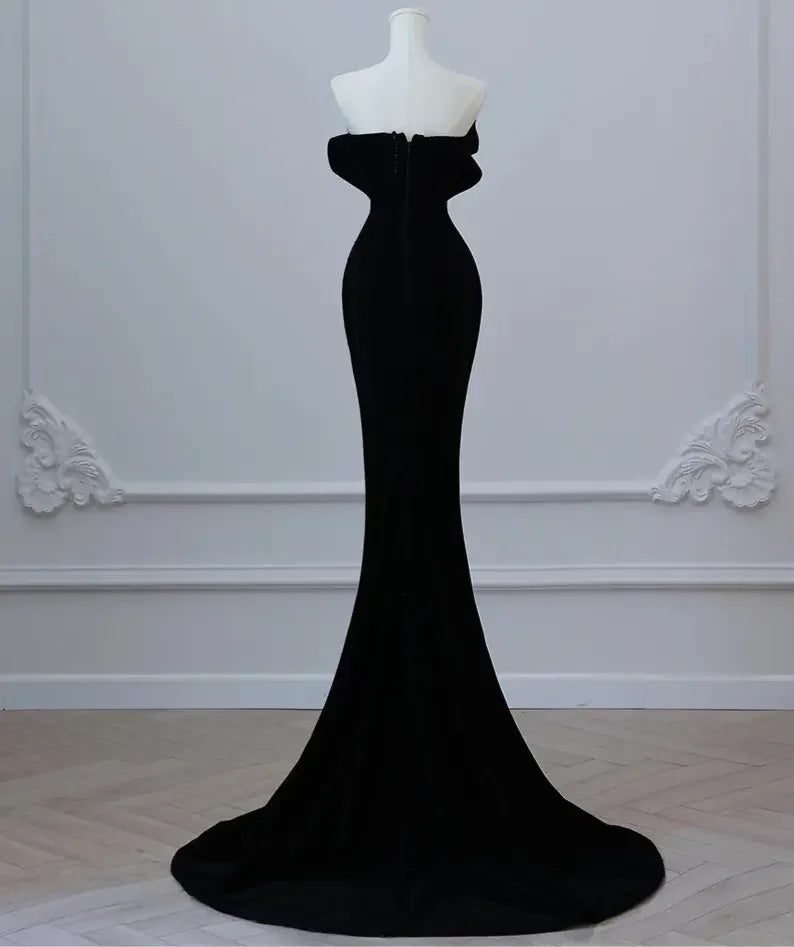 Robe de soirée longue en velours noir luxueux ornée de perles Y7675