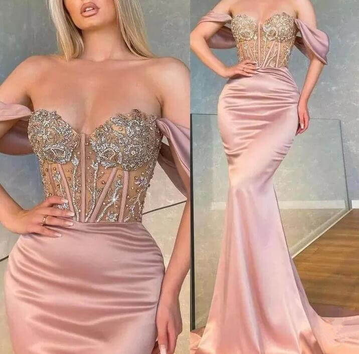 Robe de bal sirène en satin à décolleté cœur et épaules dénudées avec perles