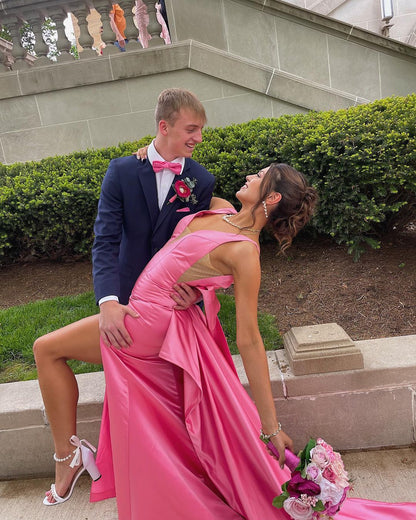 Süßes Meerjungfrau-Ballkleid mit V-Ausschnitt und langer Schleife aus rosa Satin