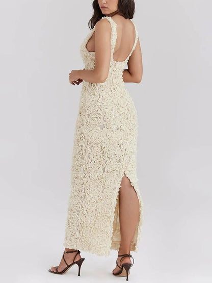 Party Rose – Maxi-Bleistiftkleid mit Blumenapplikation und Schlitz 