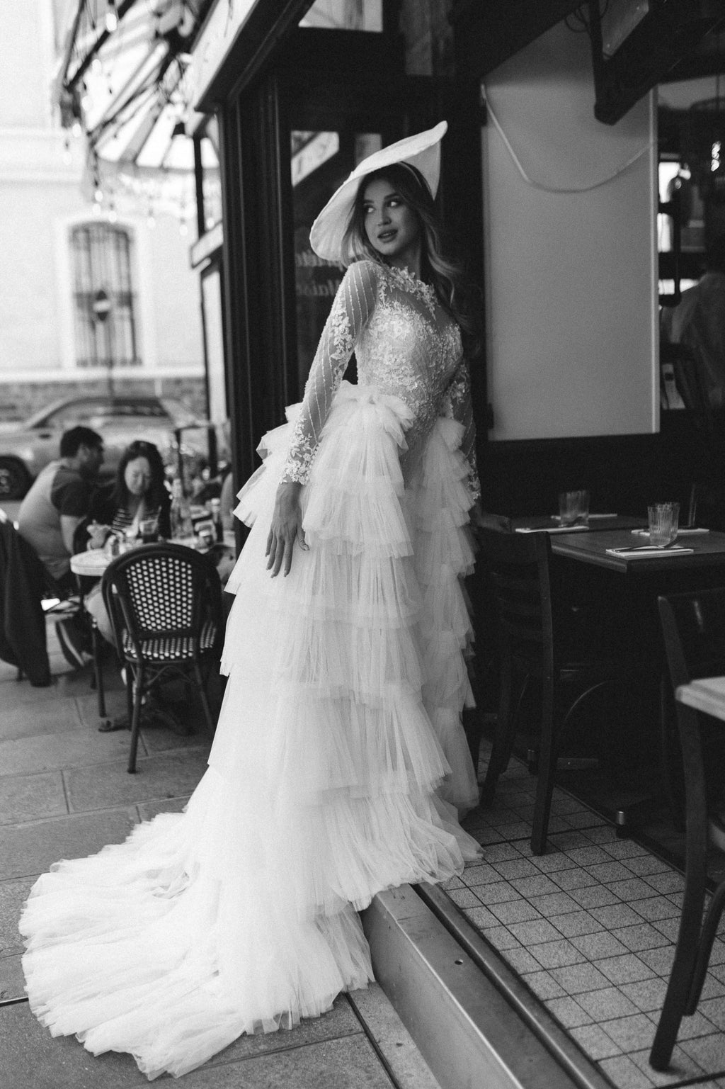 Unmissable White Applique Floor Length Wedding Dress With Lace Bodice