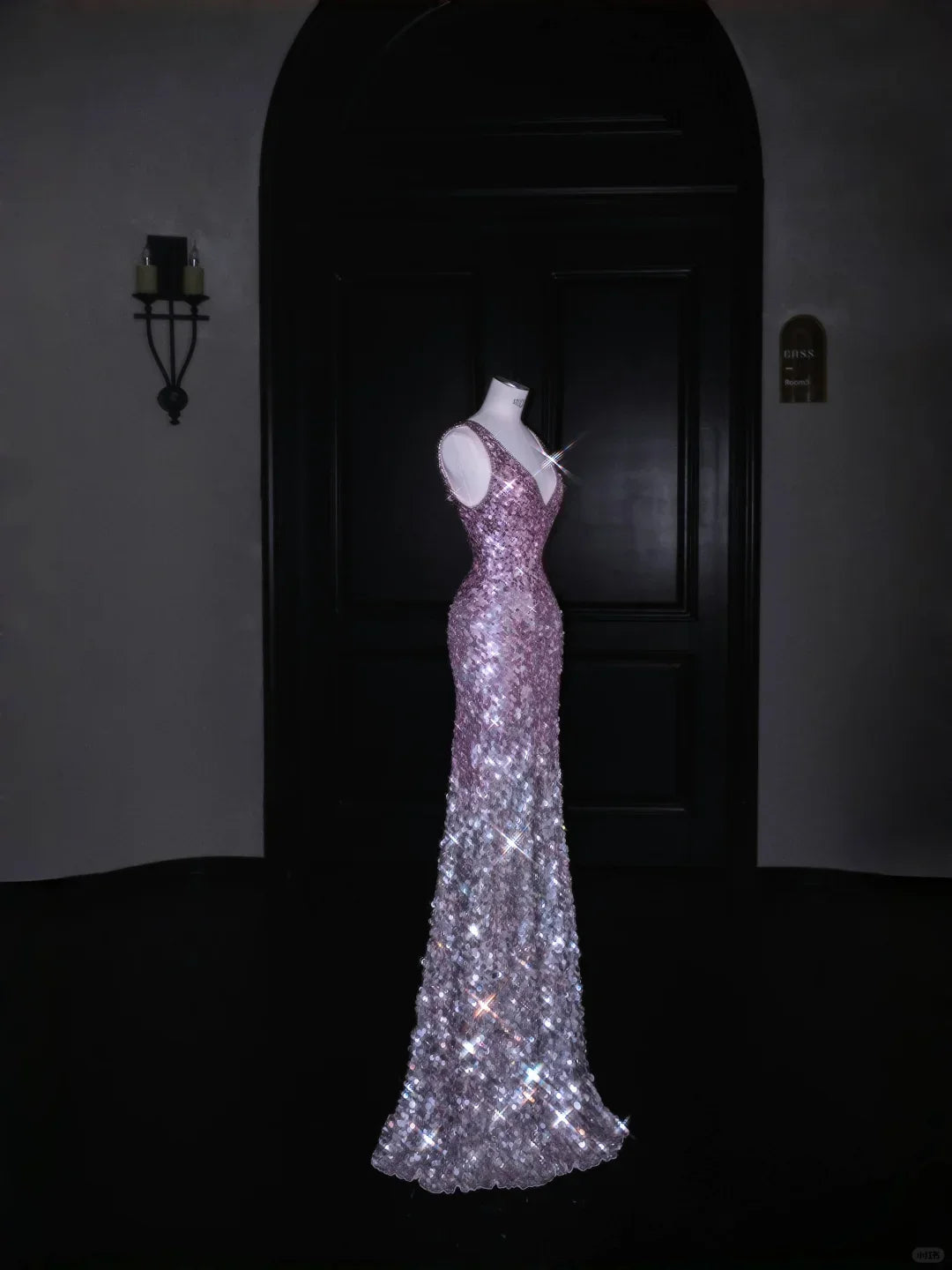 Splendido abito lungo da sera rosa con scollo a V e paillettes Y8688
