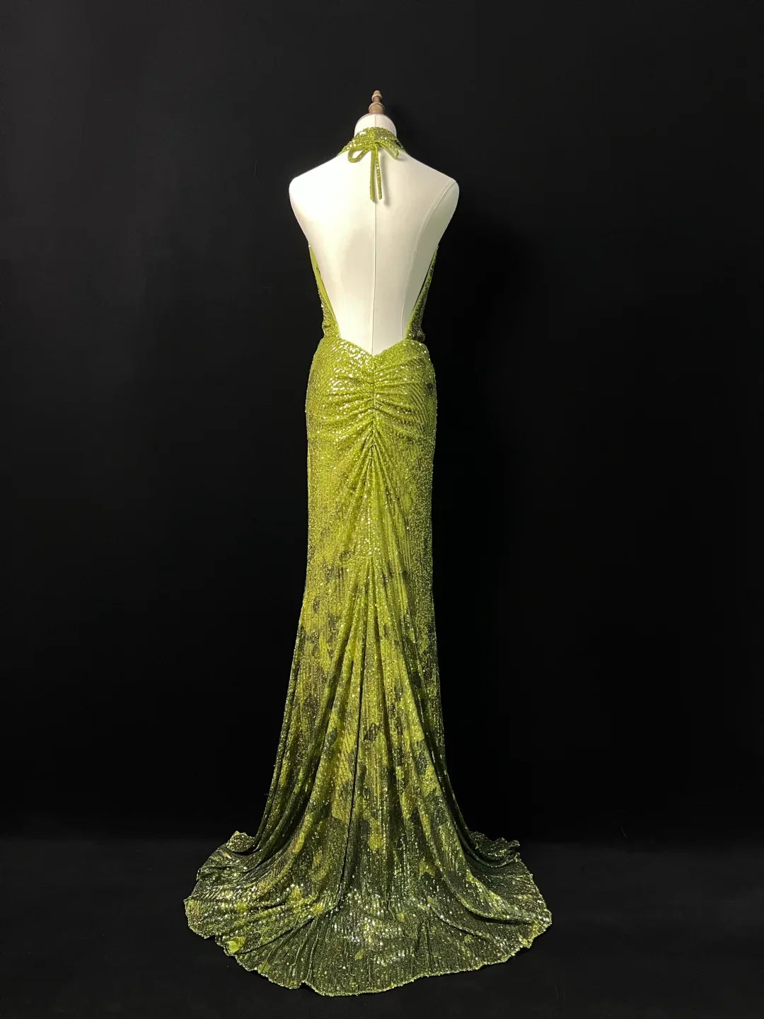 Splendido abito da sera verde smeraldo con paillettes, senza schiena, stile sirena lungo, modello Y8647