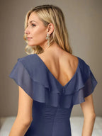 Vestido tormentoso de gasa con escote en V y fruncido en línea A