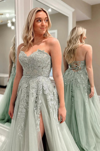 Vestidos de fiesta largos de tul con encaje verde salvia y escote en forma de A