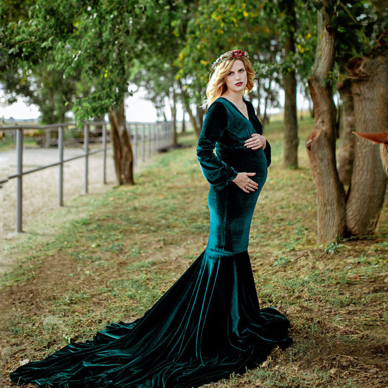 Gold velvet pregnant woman V-neck drag-tail dress long skirt photography dress fishtail skirt