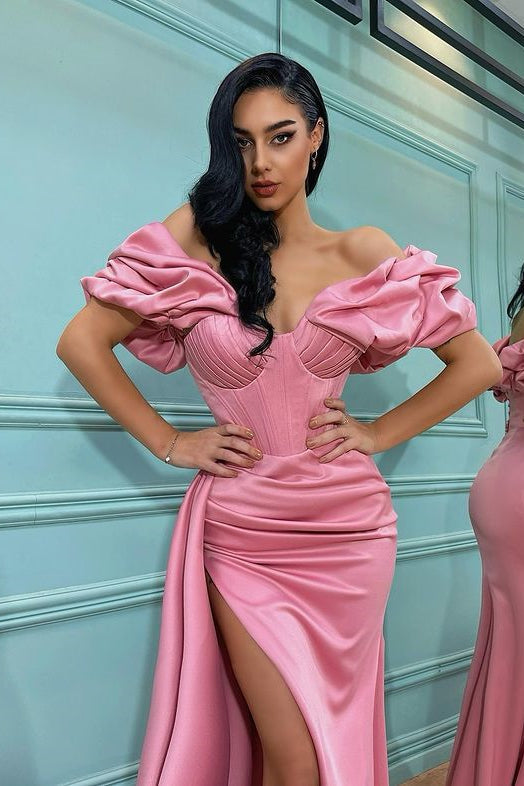 Abito da sera sirena rosa petalo di rosa con spacco frontale e scollo a spalle scoperte