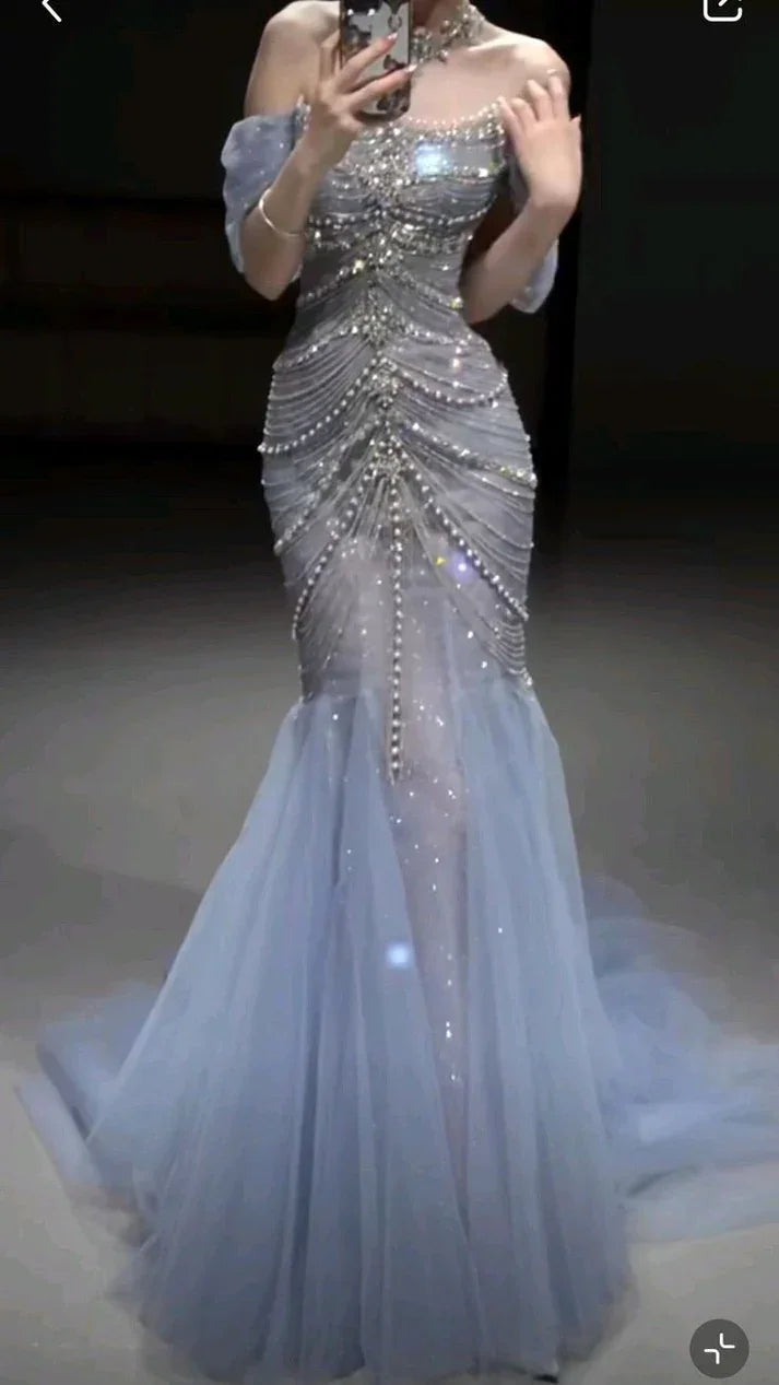 Vestido de Noiva Deslumbrante em Tule Azul com Contas, Vestido de Baile de Finalistas, Ombros Descobertos, Modelo Sereia, Vestido de Festa Y8058