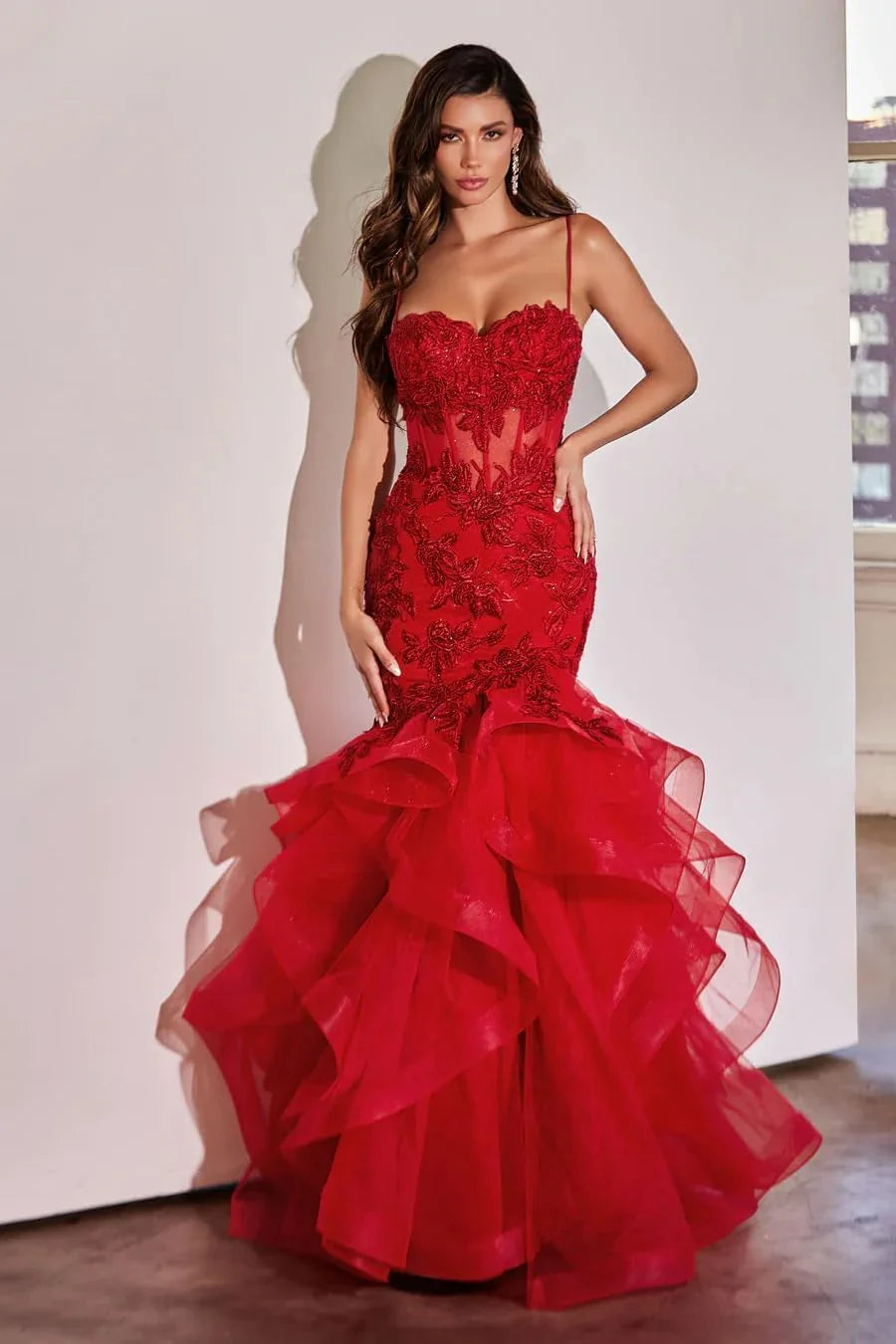 Abiti da sera lunghi da donna in tulle con applicazioni di pizzo, stile sirena, volant e scintillanti per feste formali