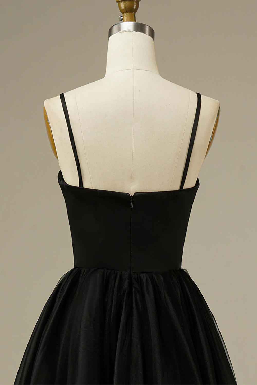 Elegant Black Tulle A Line Spaghetti Strap Midi Prom Dress With Built In Bra And Zipper Back For Evening Formal Parties