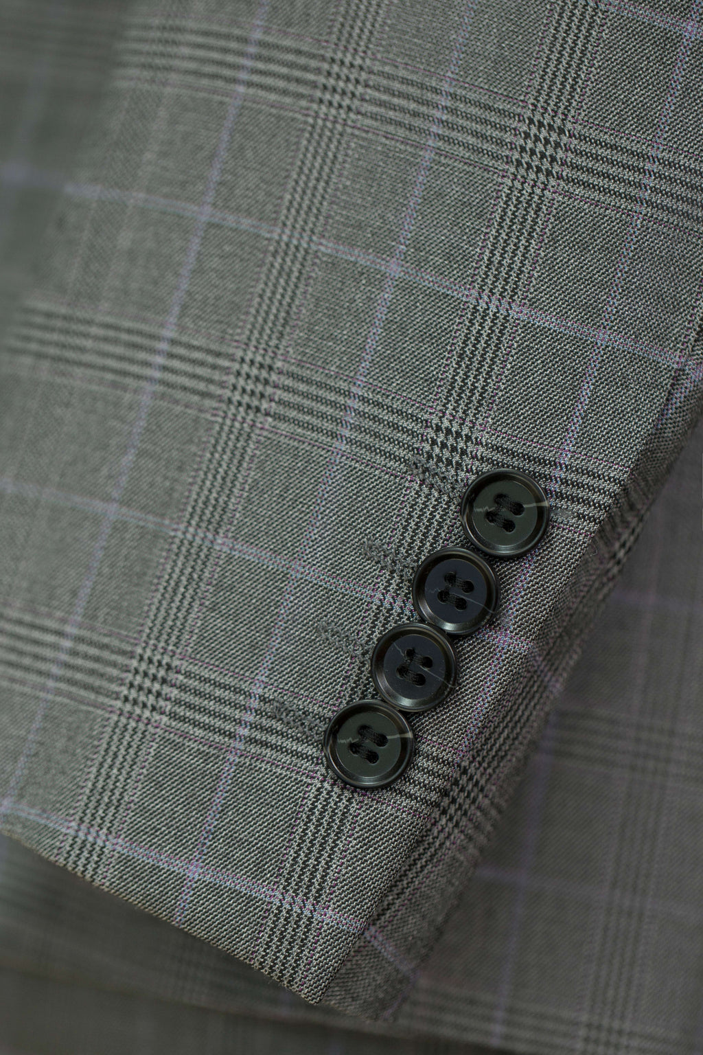 Fato de Casamento Masculino Diberon de Três Peças em Corte Slim para Noivo e Padrinhos