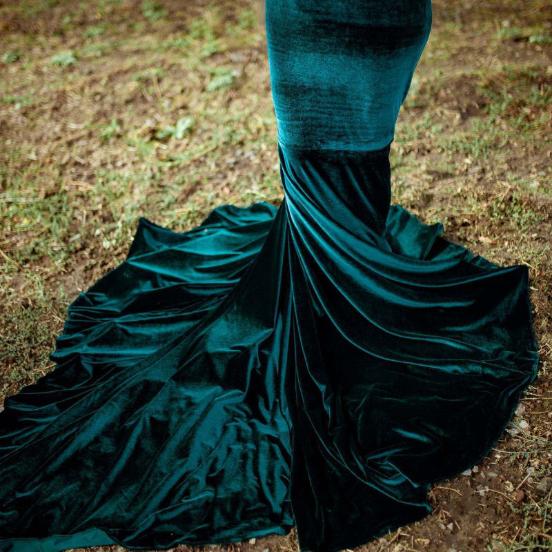 Gold velvet pregnant woman V-neck drag-tail dress long skirt photography dress fishtail skirt