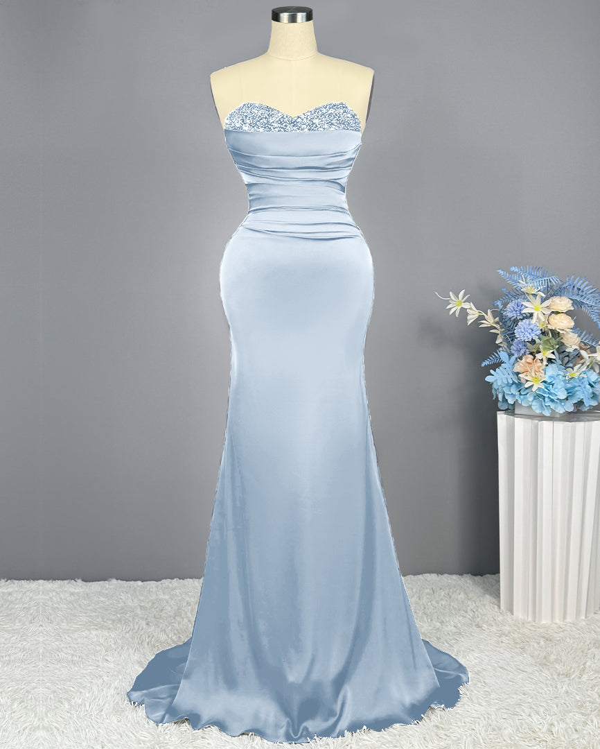 Vestido longo de baile de finalistas sem mangas com decote coração bordado a lantejoulas
