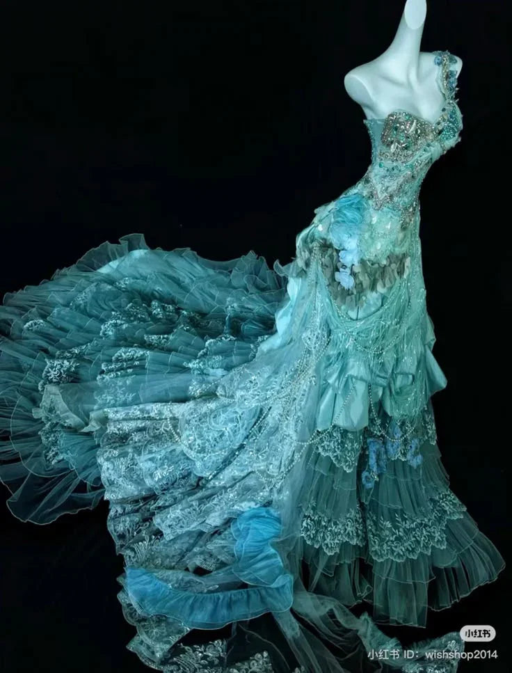 Abito da sera lungo a strati con pizzo e tulle a spalla unica Dream Y8492