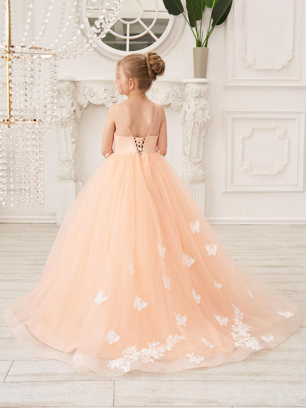 Elegant Sleeveless Tulle Flower Girl Dress With Applique Lace And Sweep Train