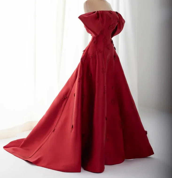 Vestido de Festa Elegante Borgonha com Flores 3D, Ombros Descobertos, Corte em A, Modelo Y7637