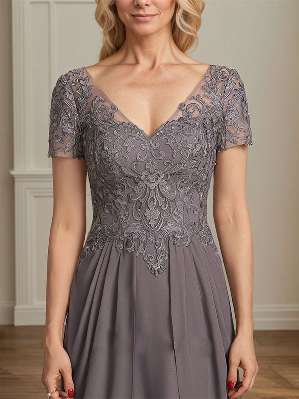 Robe de mère de la mariée en dentelle et mousseline, ligne A, col en V, longueur au sol