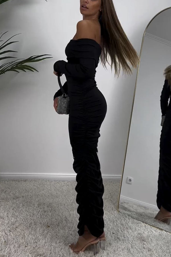 Desirable Beauty – Schulterfreies, langärmliges, gerüschtes Stretch-Maxikleid 