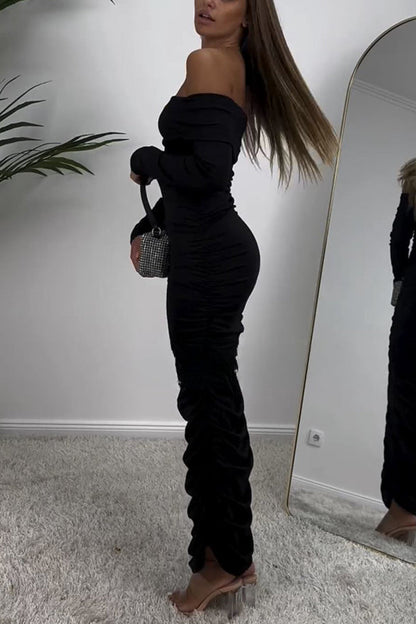 Desirable Beauty – Schulterfreies, langärmliges, gerüschtes Stretch-Maxikleid 
