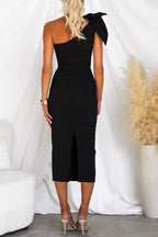 Vestido Midi de Alças Assimétricas com Pormenor de Laço da Barbie