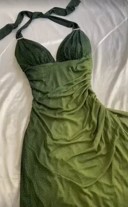 Vestido largo de fiesta y gala con escote en V, tirantes halter, degradado verde y gasa, modelo Y7484