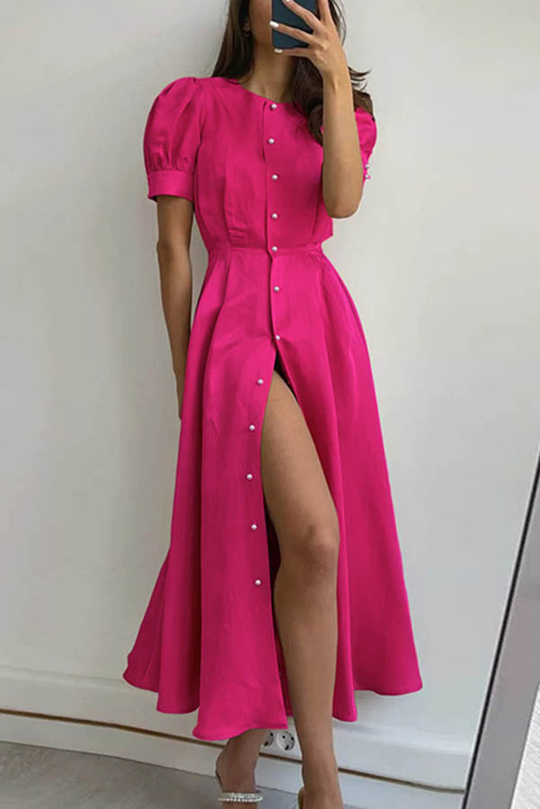 Robe mi-longue chic et élégante à manches bouffantes avec boutons de nacre et fente
