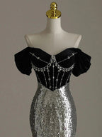 Vestido de fiesta y de noche plateado con lentejuelas de sirena, escote barco y abalorios Y7613