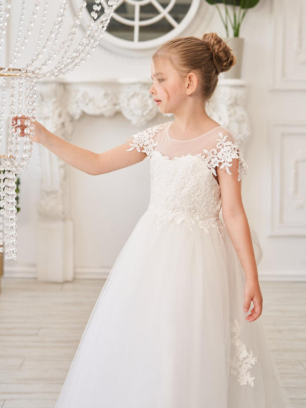 Ivory Lace Tulle First Communion Flower Girl Dress With Detachable Train