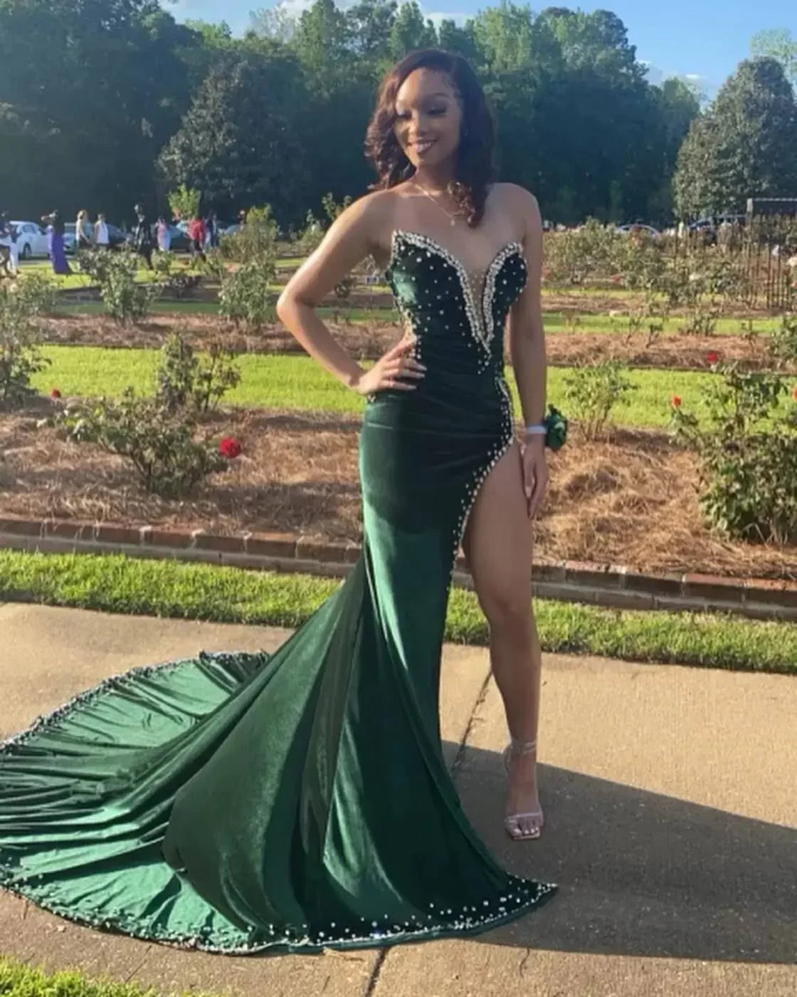 Abito da sera lungo verde velluto senza spalline sexy da ballo con spacco personalizzato donna Y1422
