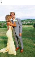 Vestido de Baile Elegante Amarelo Claro Estilo Sereia com Cauda Vestido de Noite Amarelo Claro Y5319