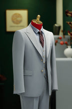 Costume trois pièces en laine gris clair | Costume sur mesure pour marié et affaires