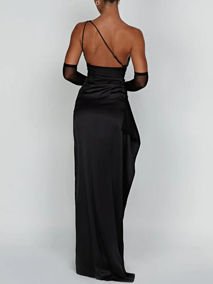 Maxikleid aus Satin mit Schlitz 